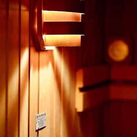Helle Kellerwohnung Im Gruenen Mit Sauna Kolonia Zewnętrze zdjęcie